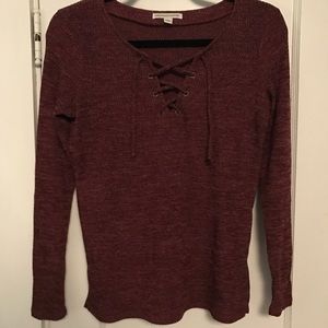 American Eagle Maroon Lace Up Tee